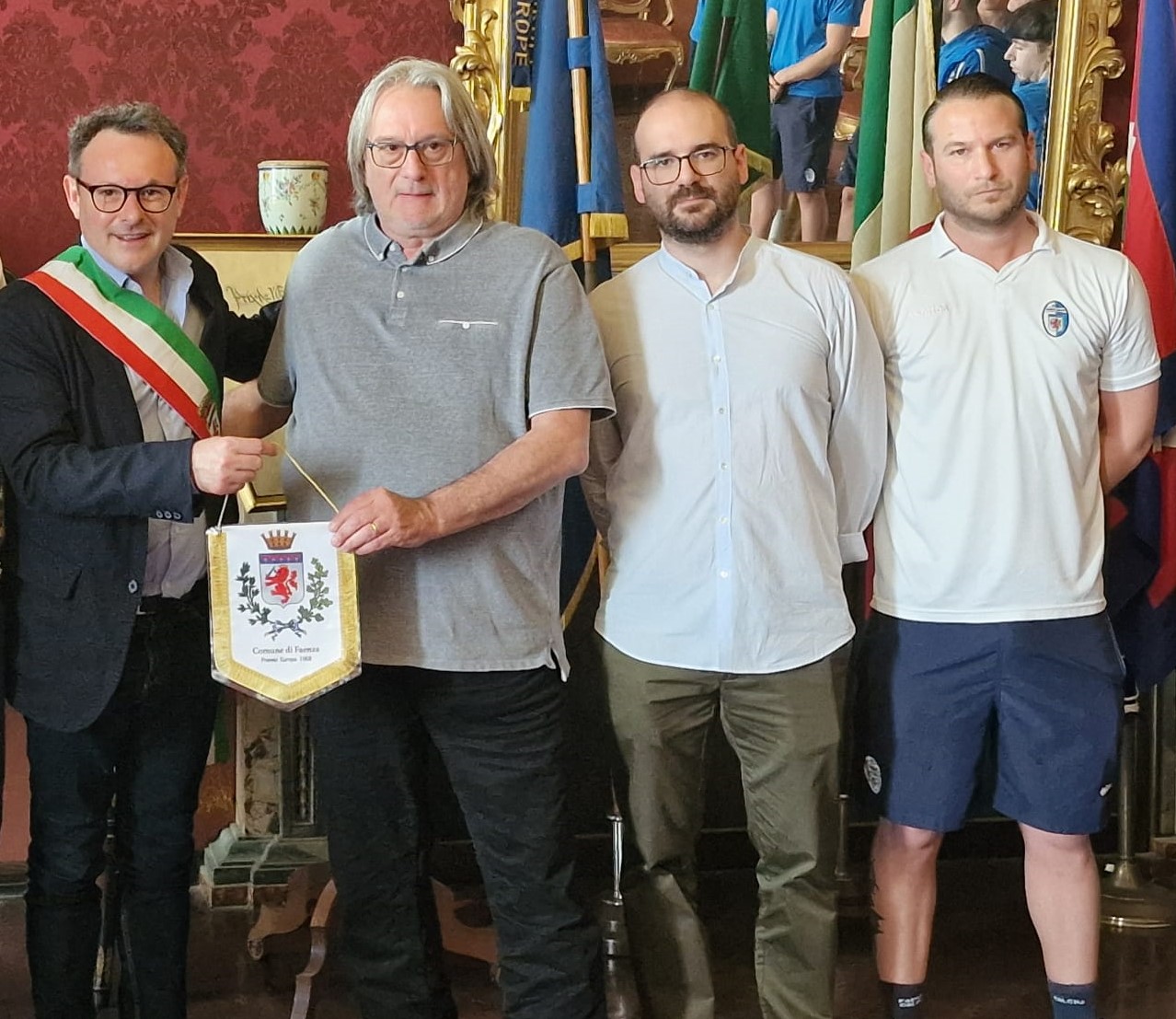 Da Sx Sindaco Massimo Isola Pres Faenza Calcio Andrea Missiroli Direttore Juri Lucatini All Nicola Cavina Faenza Calcio