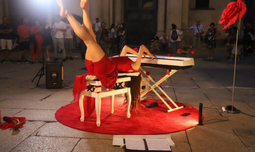Mariangela Martino Pianista Improvvisa