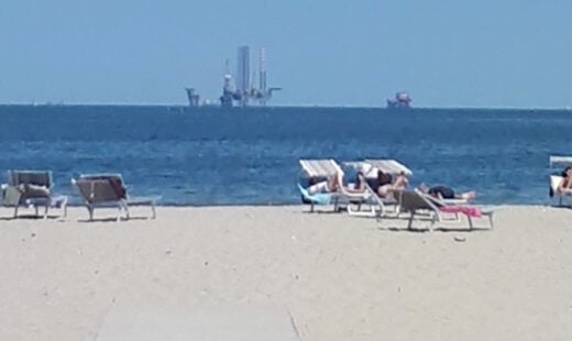 Spiaggia Rigassificatore