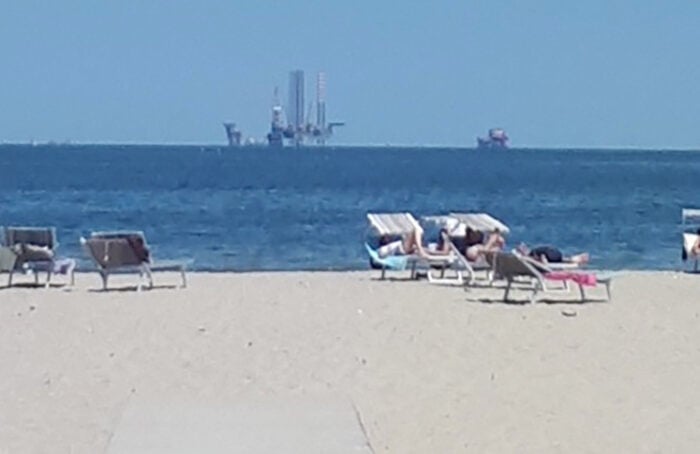 Spiaggia Rigassificatore