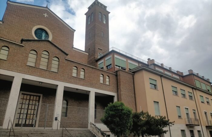 Opera Di Santa Teresa, Facciata Di Via S. Teresa