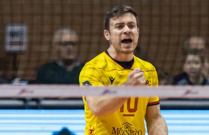 RAVENNA 11/12/2024. VOLLEY PALLAVOLO. Consar Ravenna Tinet Prata Pordenone 3 1.