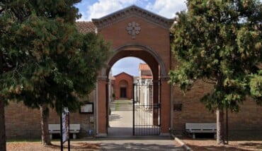 Il Cimitero Di Lavezzola 