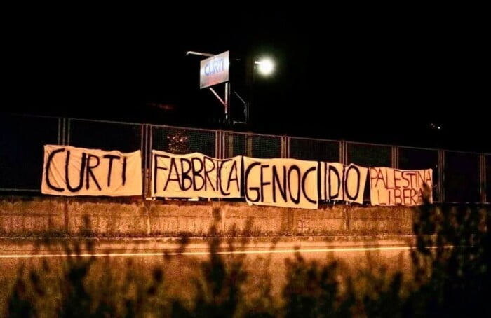 Curti Striscione