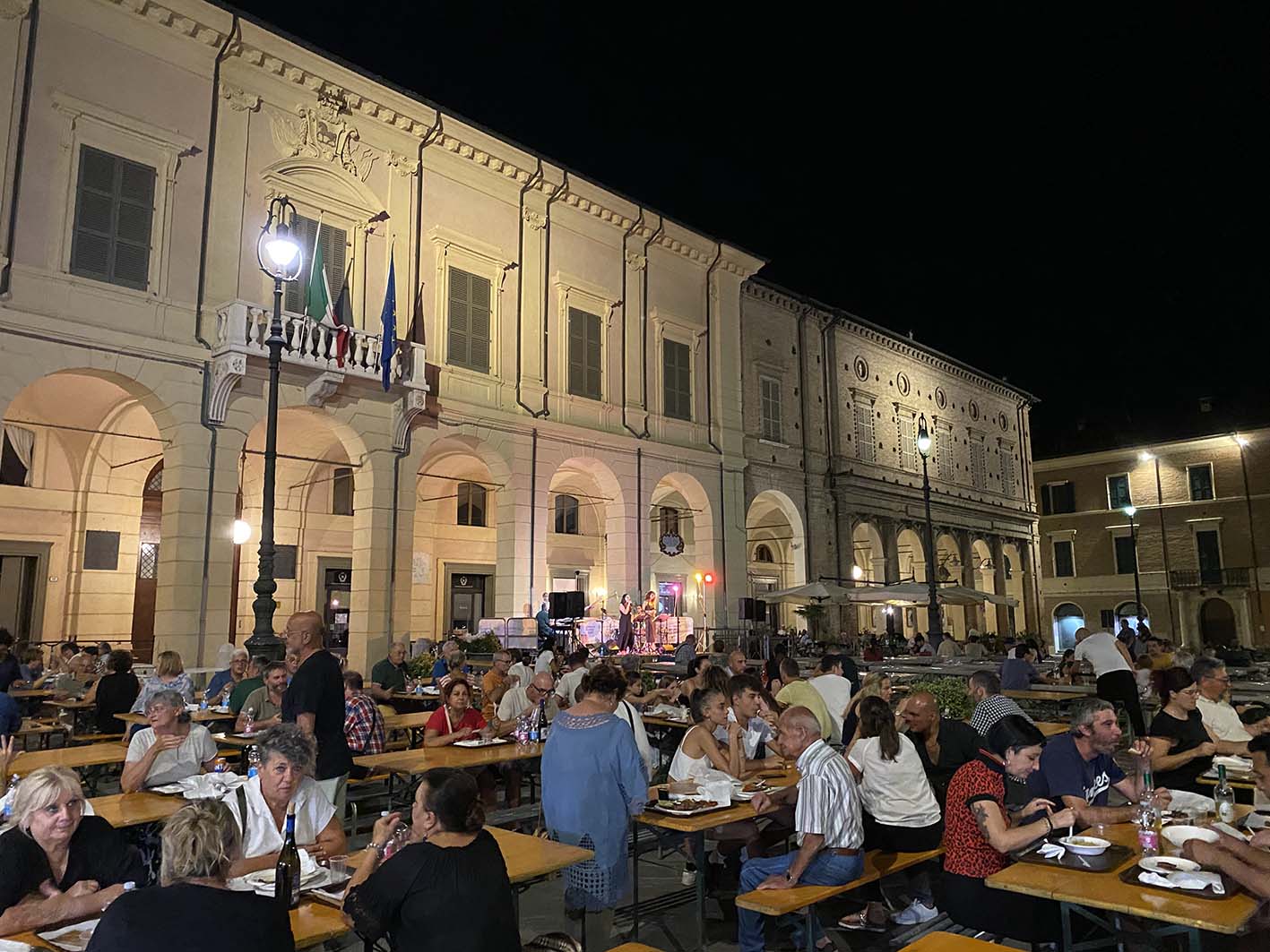 Piazza In Tavola 1