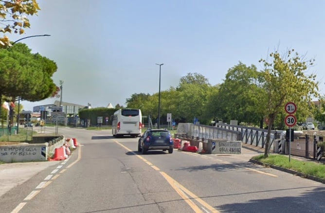 Via Trieste ponte Lama