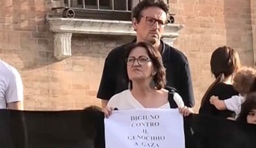 Il sindaco Barattoni in piazza nella recente manifestazione per Gaza 