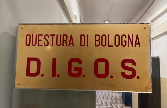 Digos
