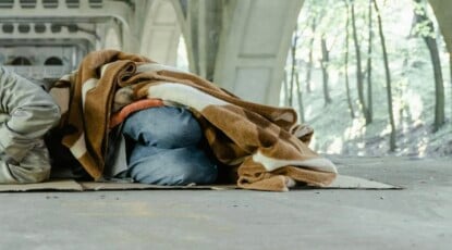 «Aumentano gli italiani senza casa. Avere un lavoro può non bastare» 
