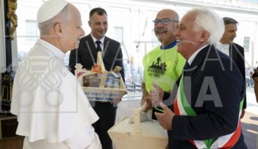 Sale Al Papa Consegnato 2025 (2) 