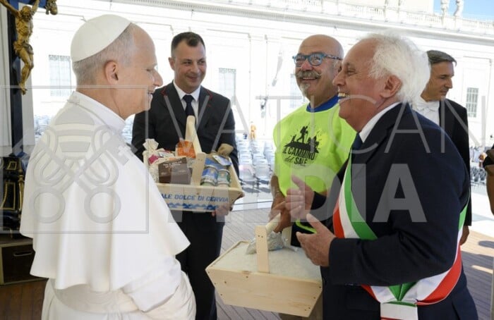 Sale Al Papa Consegnato 2025 (2)