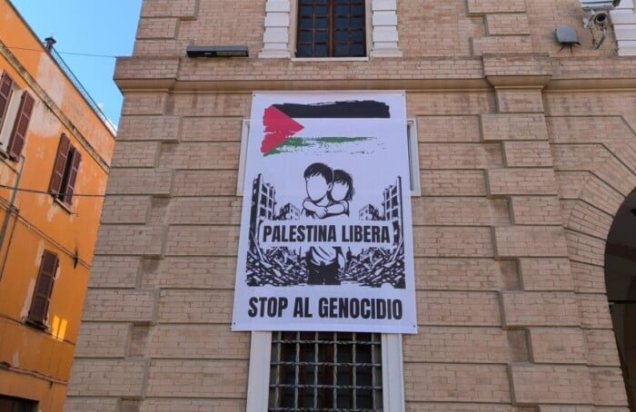 Striscione 1