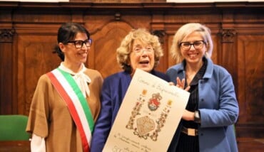 Pergamena Corradi Con Eleonora Proni E Perla Micheli 