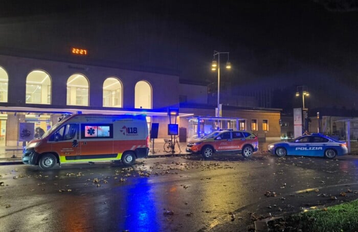 I mezzi di soccorso in stazione domenica 2 novembre