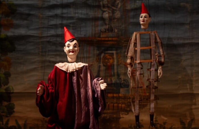 I PAGLIACCI MARIONETTE A FILI I FANTOCCI LIRICI YAMBO INIZI 900