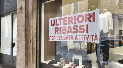 Chiudono altri tre negozi storici del centro di Ravenna