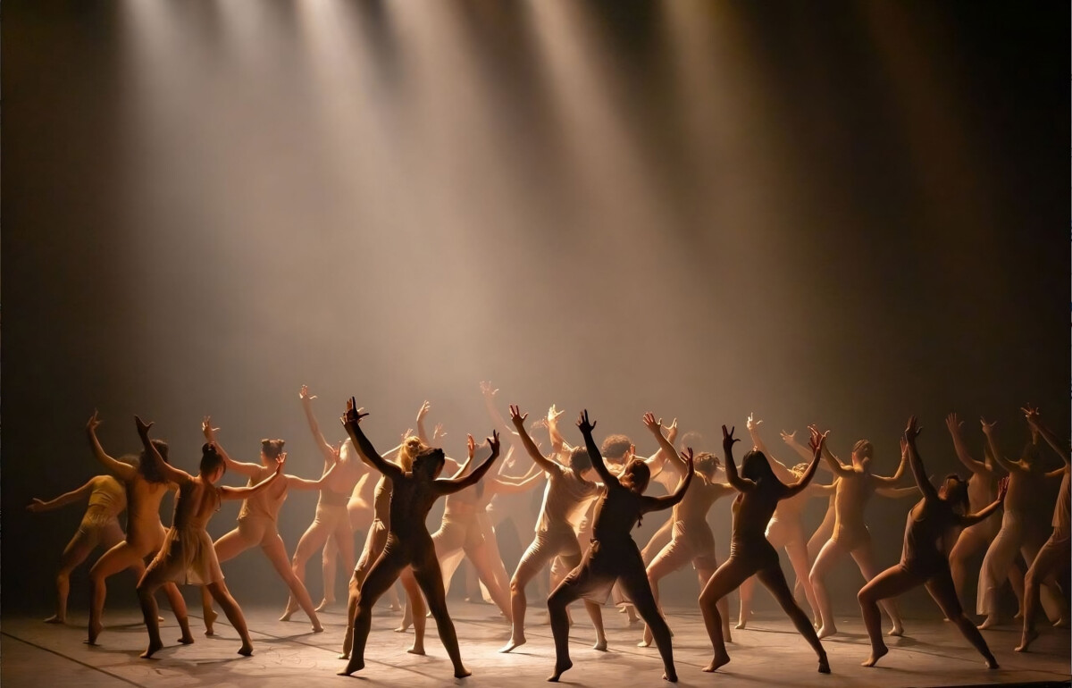 Area Jeune Ballet Genève WEWILLNEVERGIVEUPphoto Gregory Batardon 1