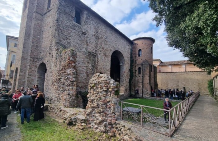 8acbd2fc 01b4 48bd A9f8 843b7e43b409