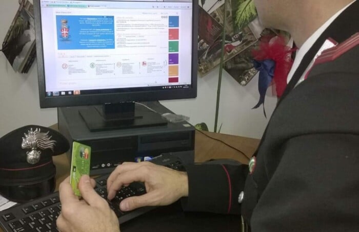 Carabinieri Controlli Computer Truffe 2