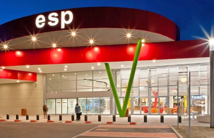 Ravenna Centro Commerciale Esp.jpg