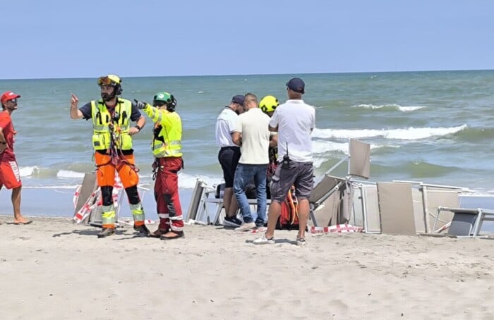 Morto Spiaggia Milano Marittima