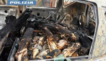 05 Sezione Ravenna Auto Carbonizzata Sulla Ss 16 Foto 1 
