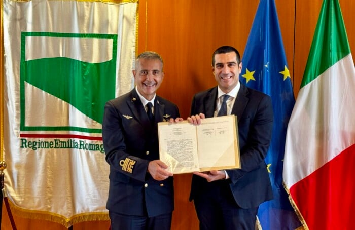 L'ammiraglio Sergio Liardo E Il Presidente Michele De Pascale 3