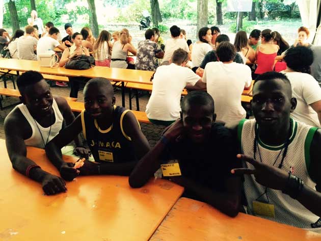 ragazzi senegalesi eresia a Milano